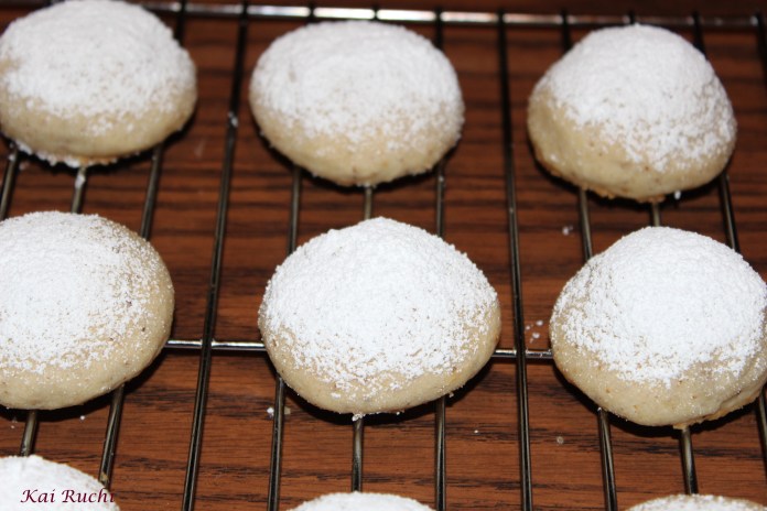 Mexican wedding cake